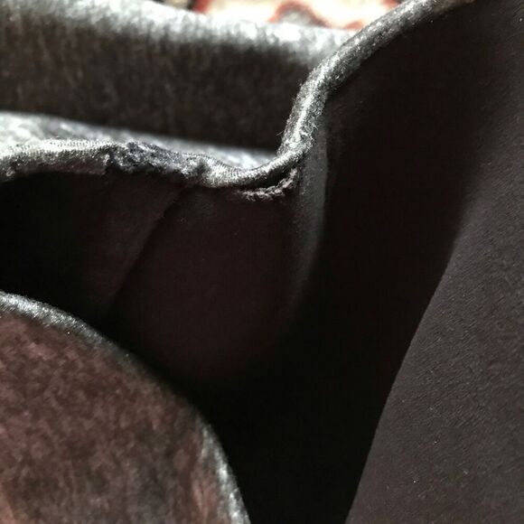 Cacique42D underwire bra black gray back smoothing full coverage - Picture 5 of 5